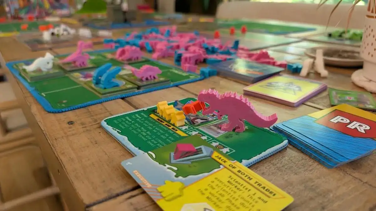 Dinosaur Island: Fully Charged – Новое слово в настольных играх для любителей динозавров