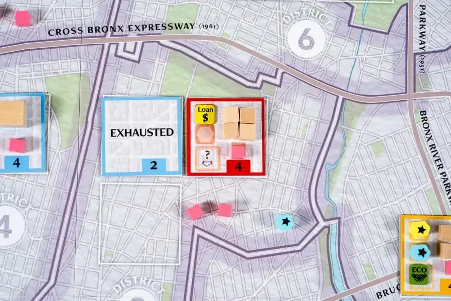 Cross Bronx Expressway: Игра о социально-экономическом развитии городов