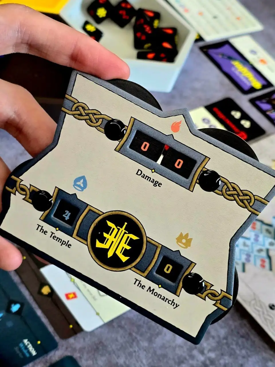 Honor's End: Новая настольная игра на Kickstarter предлагает захватывающие приключения в средневековом мире