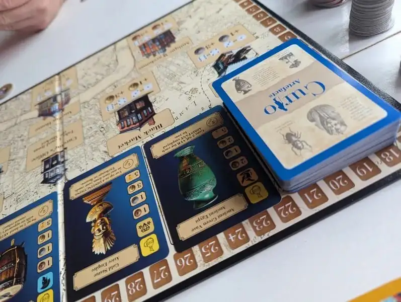 Curio: Инновационная карточная игра о кураторов музеев на Kickstarter